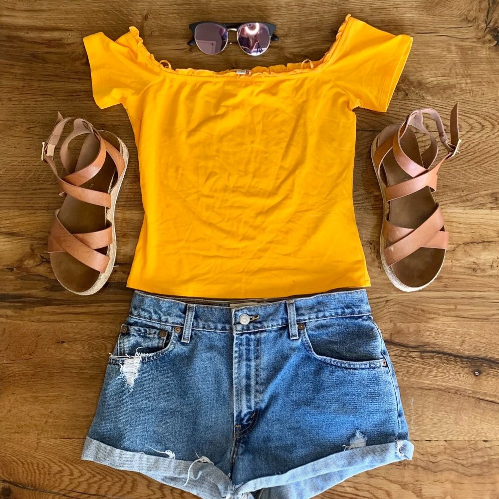 GUESS | Kayci Ruffled OffTheShoulder Spritzer | S